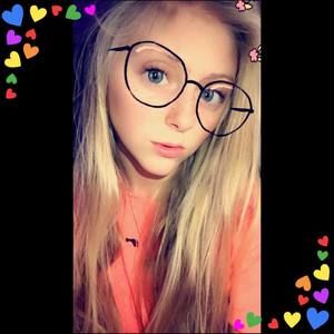 Meet your Posher, Savannah